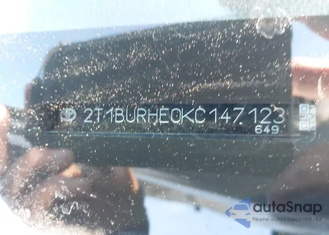 2019 Toyota Corolla Le z USA, uszkodzony, nr VIN 2T1BURHE0KC147123